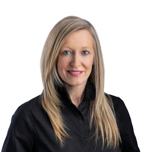Melanie Lowe